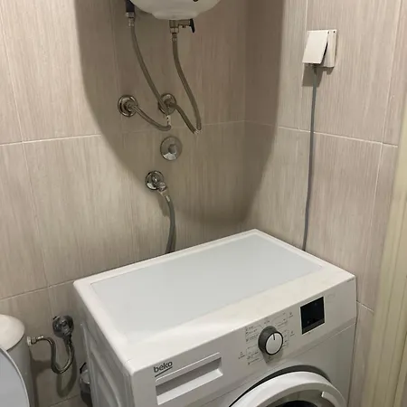 Cozy Two Bedroom In Апартаменты *